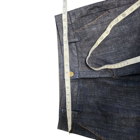 Tory Burch Women's Trouser Shorts Dark Wash Denim Gold‎ Button Detail Size 28 - Picture 4 of 6